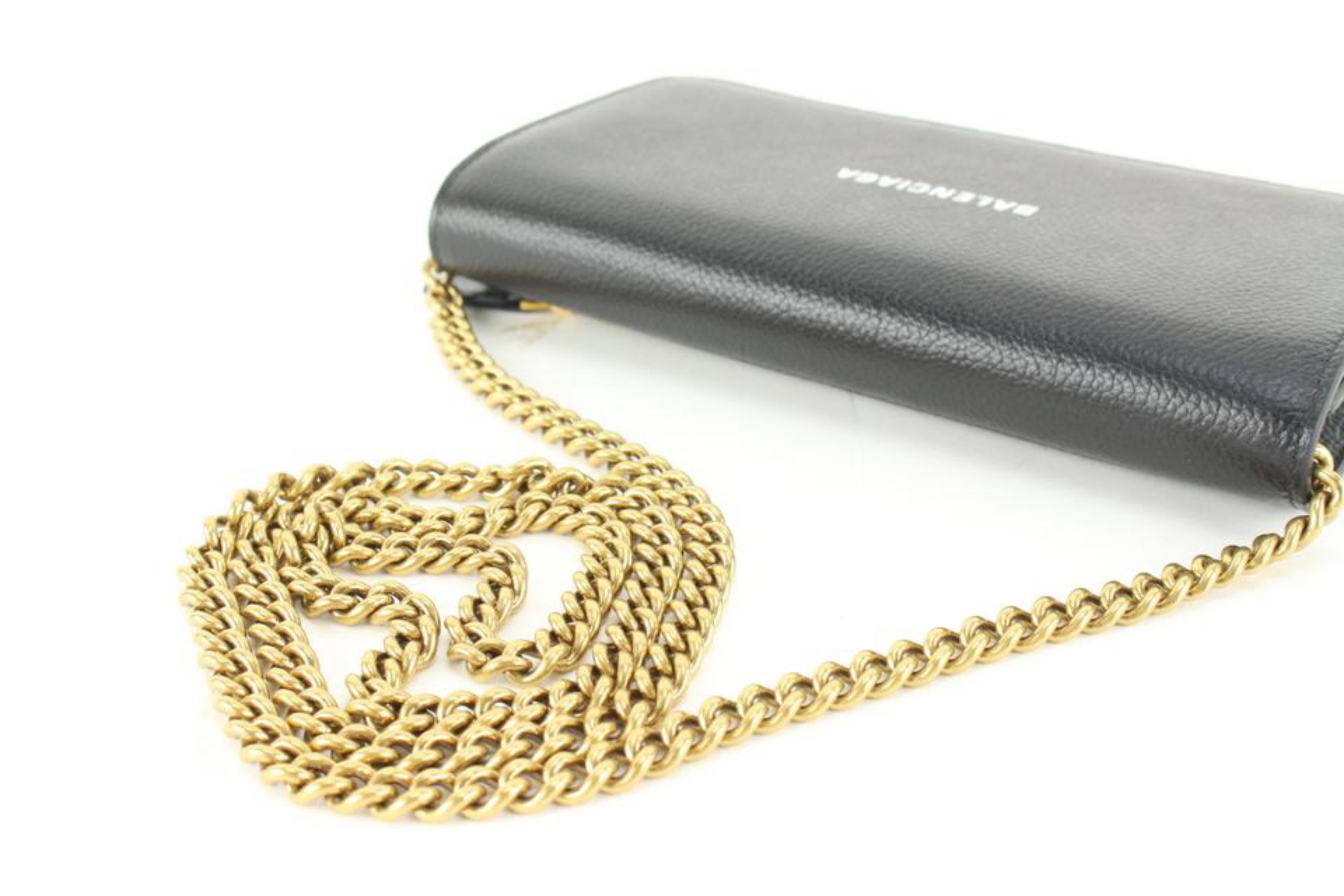 Balenciaga Black Leather Classic Logo Wallet on Chain Gold Chain 46ba624s For Sale 3
