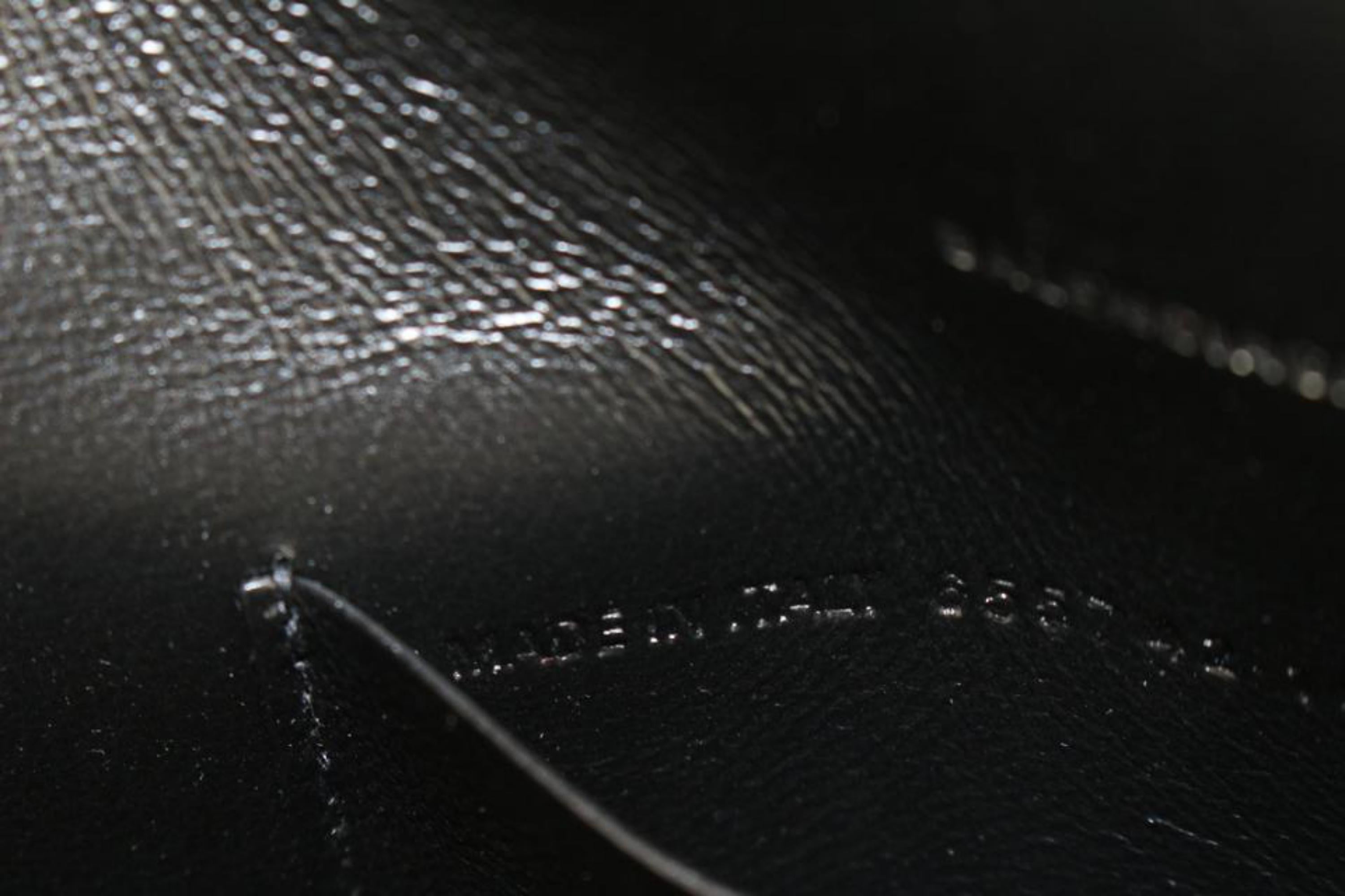 Balenciaga Portefeuille classique en cuir noir avec logo sur chaîne dorée 48ba624 en vente 5