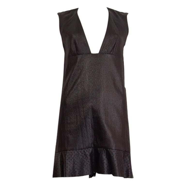BALENCIAGA - Robe sans manches en cuir noir éFFECT 36 XS en vente