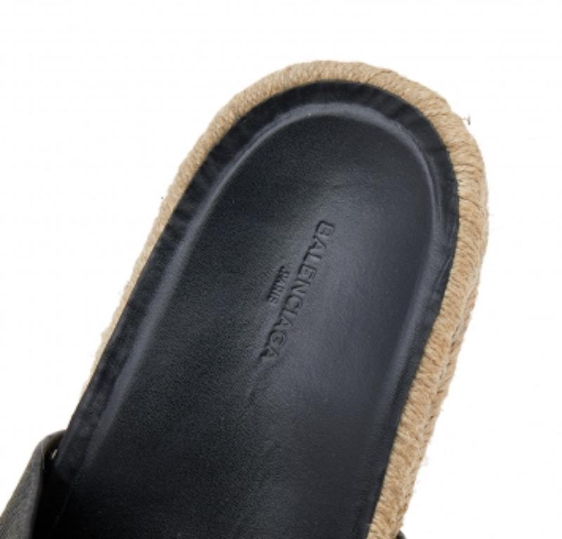 Men's Balenciaga Black Leather Espadrille Flats Size 40 For Sale