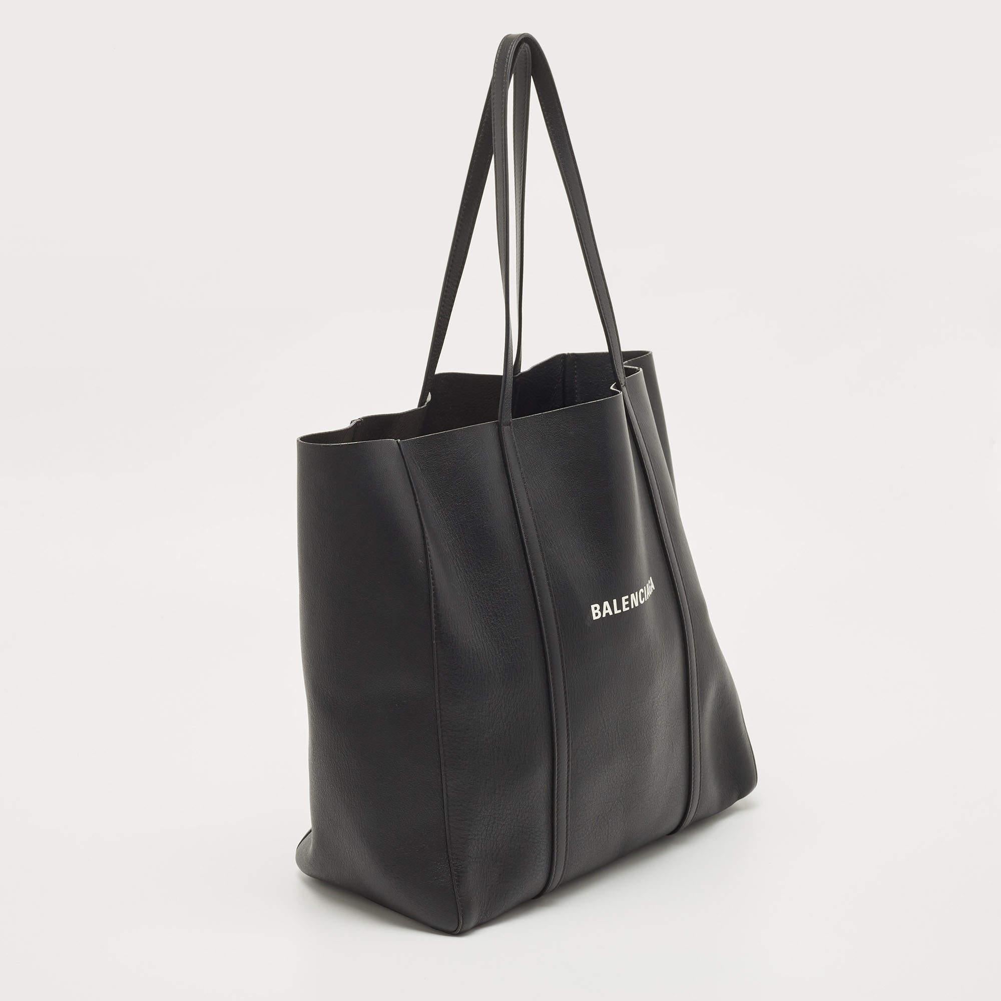 Women's Balenciaga Black Leather Everyday Shopper Tote