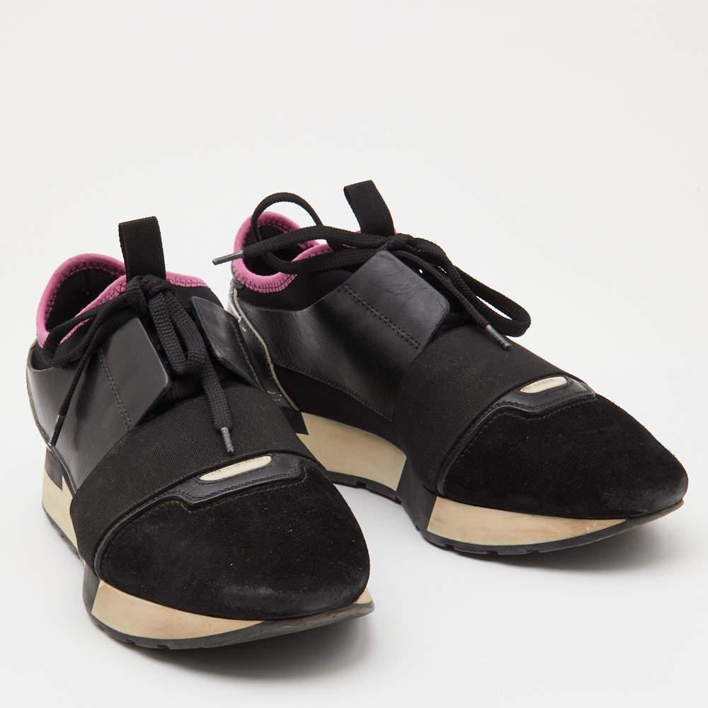 Balenciaga Black Leather, Fabric and Suede Race Runner Sneakers Size 38 In Good Condition For Sale In Dubai, Al Qouz 2