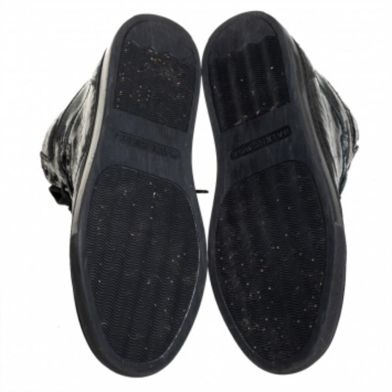Men's Balenciaga Black  Leather High Top Sneakers Size 39 For Sale