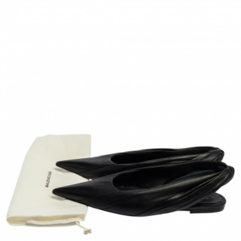 De las mujeres Balenciaga Negro Cuero Cuchillo Puntiagudo Toe Slingback Flats Tamaño 37 en venta