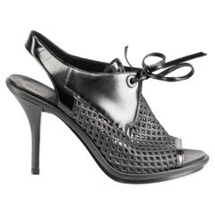 Balenciaga Schwarz Leder Spitzen-Spitzen-Slingback Heels mit Absatz Größe IT 35