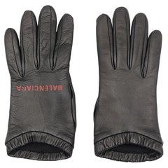 Guantes de piel negra con logo Balenciaga