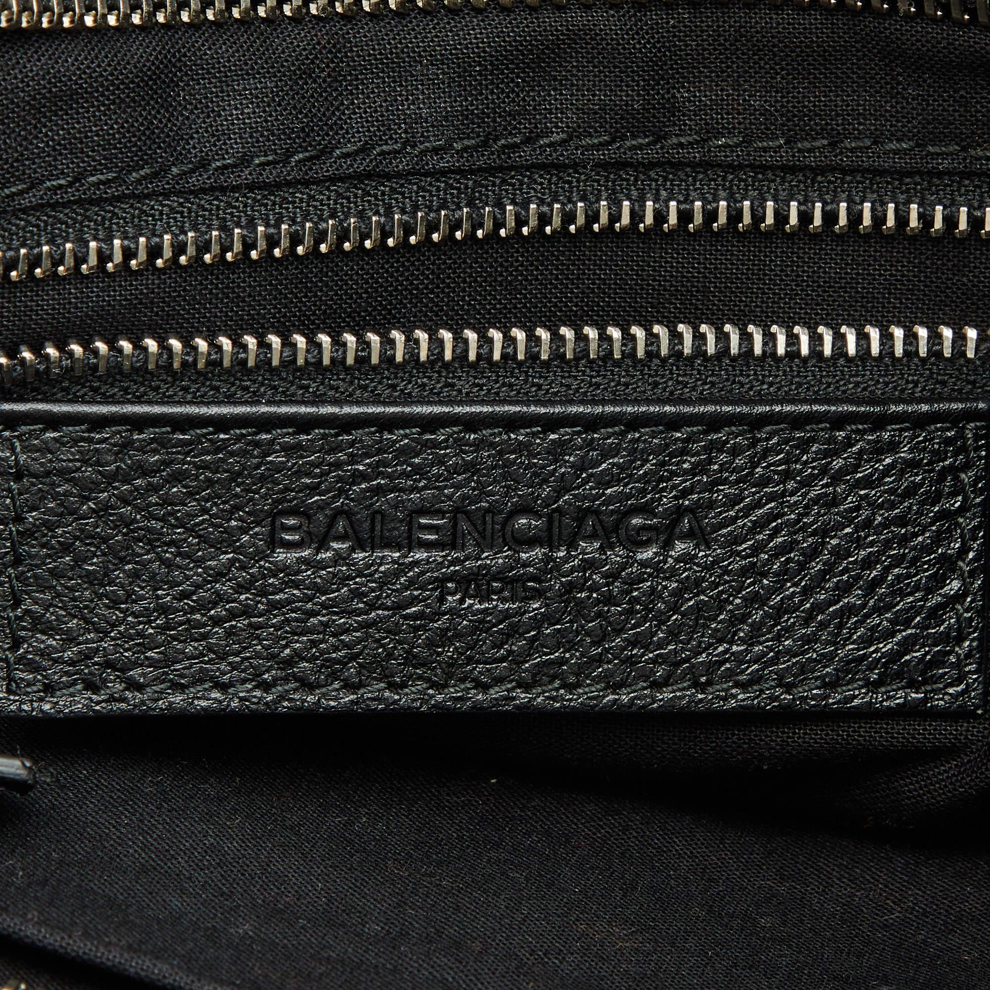 Balenciaga Black Leather Logo Print North South Shopper Tote For Sale 4