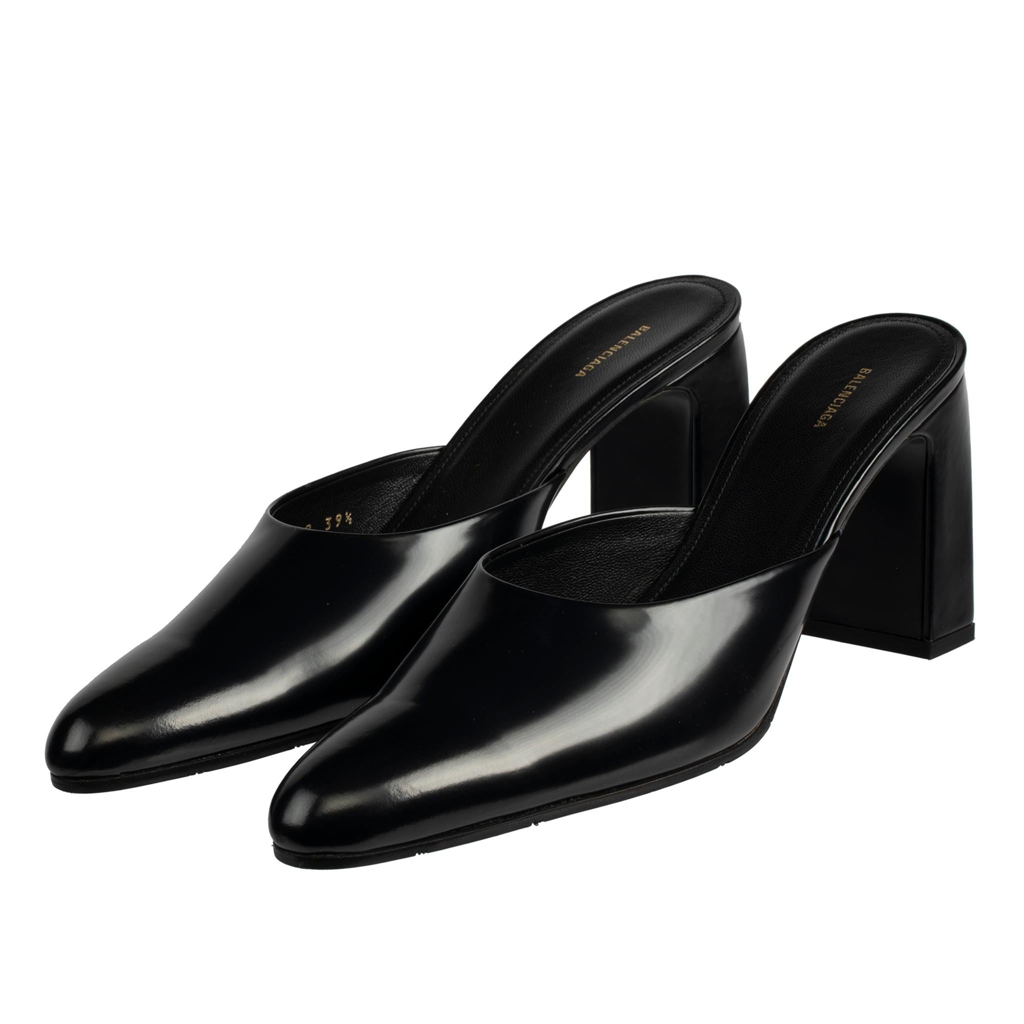 Balenciaga Black Leather Mules 39.5 FR In New Condition For Sale In DOUBLE BAY, NSW