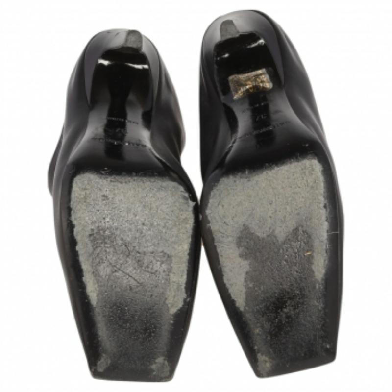 Balenciaga Mules à talon pliable en cuir noir Quadro Taille 37 en vente 1