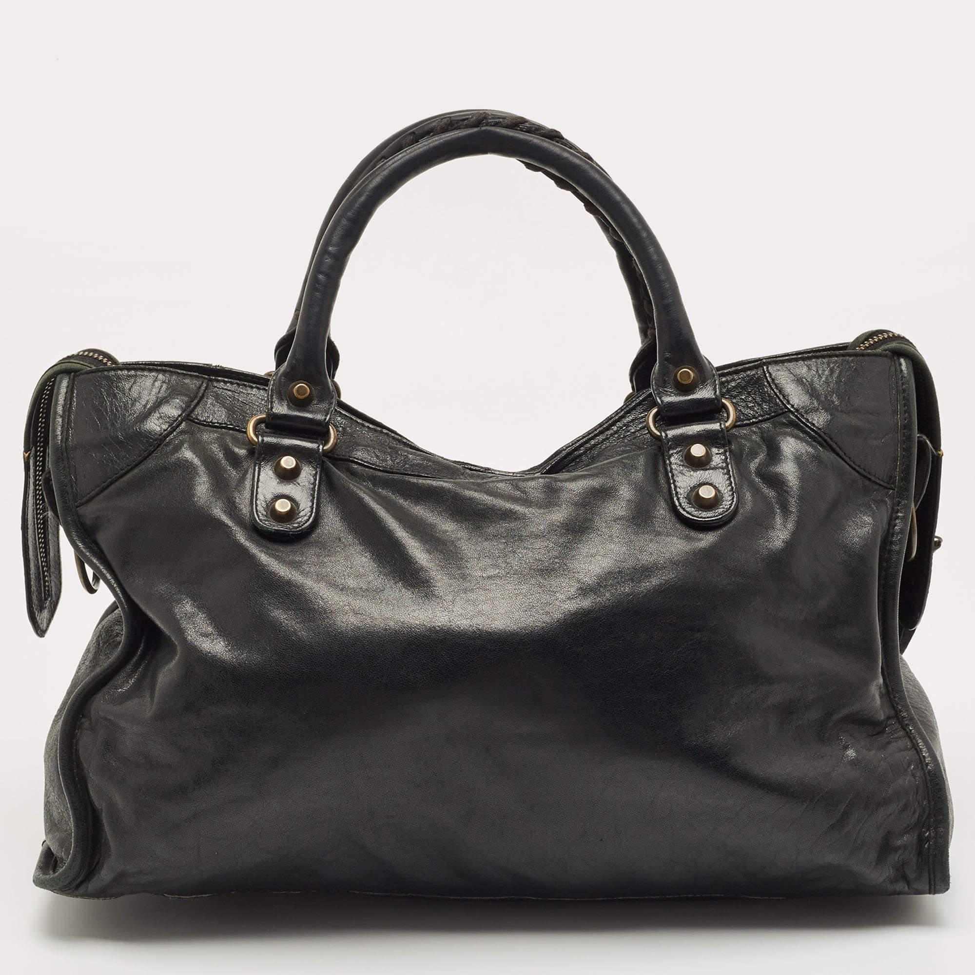 Balenciaga Black Leather RH Classic City Bag In Fair Condition In Dubai, Al Qouz 2