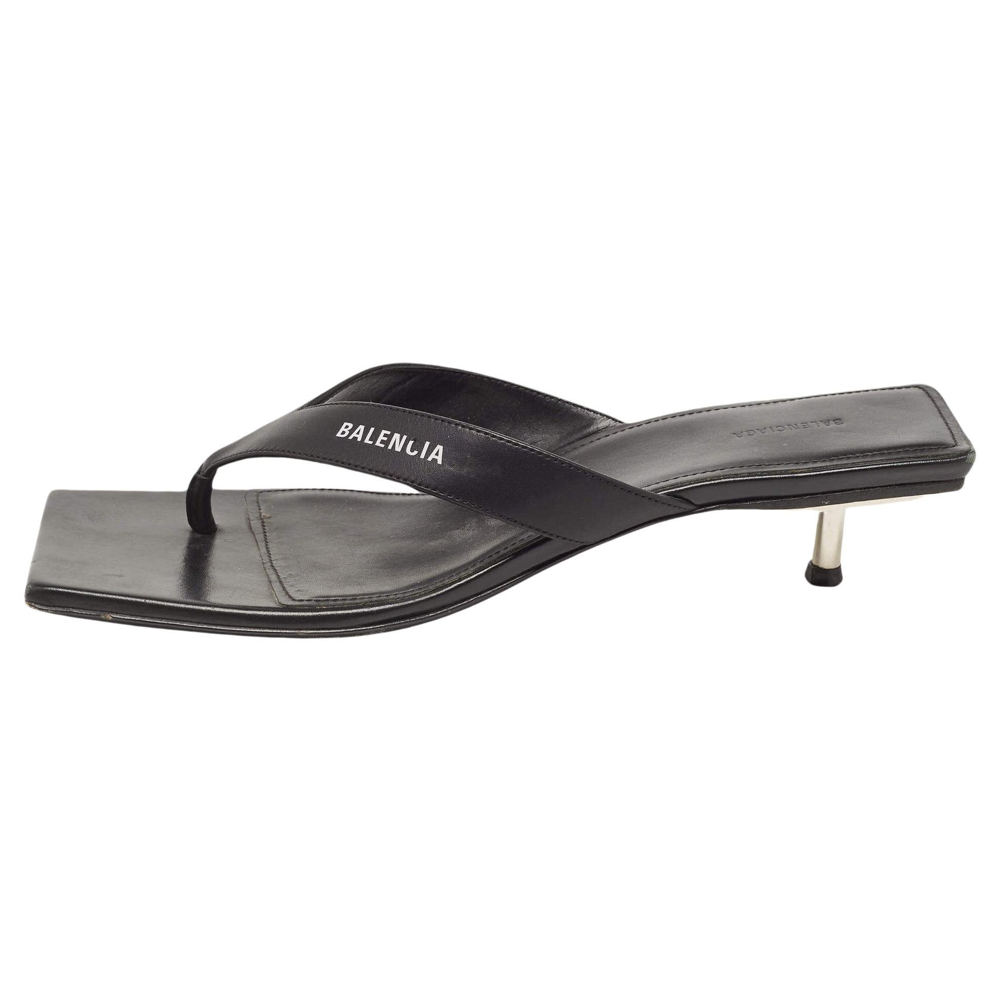 Balenciaga Black Leather Square Toe Thong Slide Sandals Size 39 For Sale