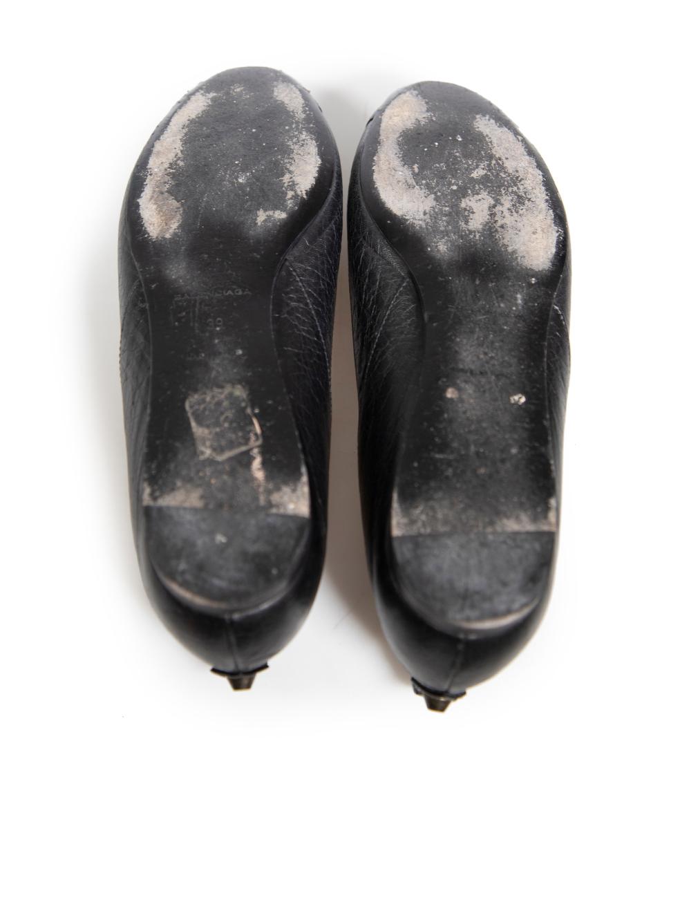 Women's Balenciaga Black Leather Stud Detail Ballet Flats Size IT 39 For Sale