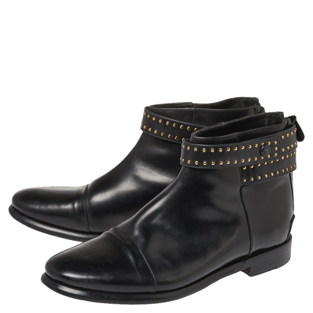 Balenciaga Black Leather Studded Ankle Strap Boots Size 39 In Good Condition In Dubai, Al Qouz 2