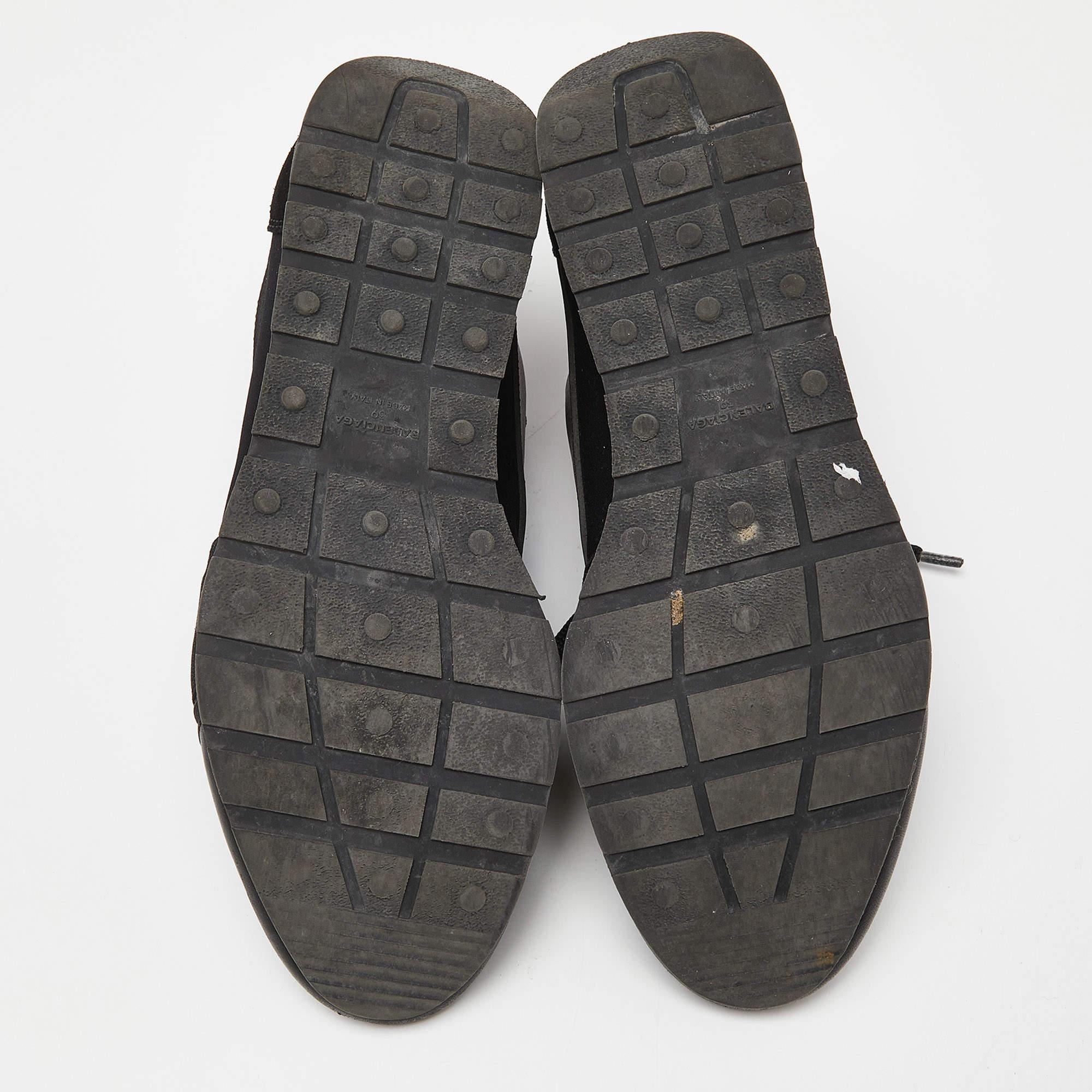 Balenciaga - Baskets de course en cuir, daim et maille noires, taille 39 en vente 2