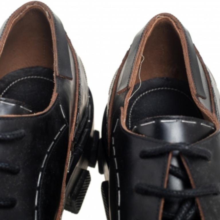 Balenciaga Derby à plateforme en cuir noir avec surpiqûres Taille 38 Pour femmes en vente