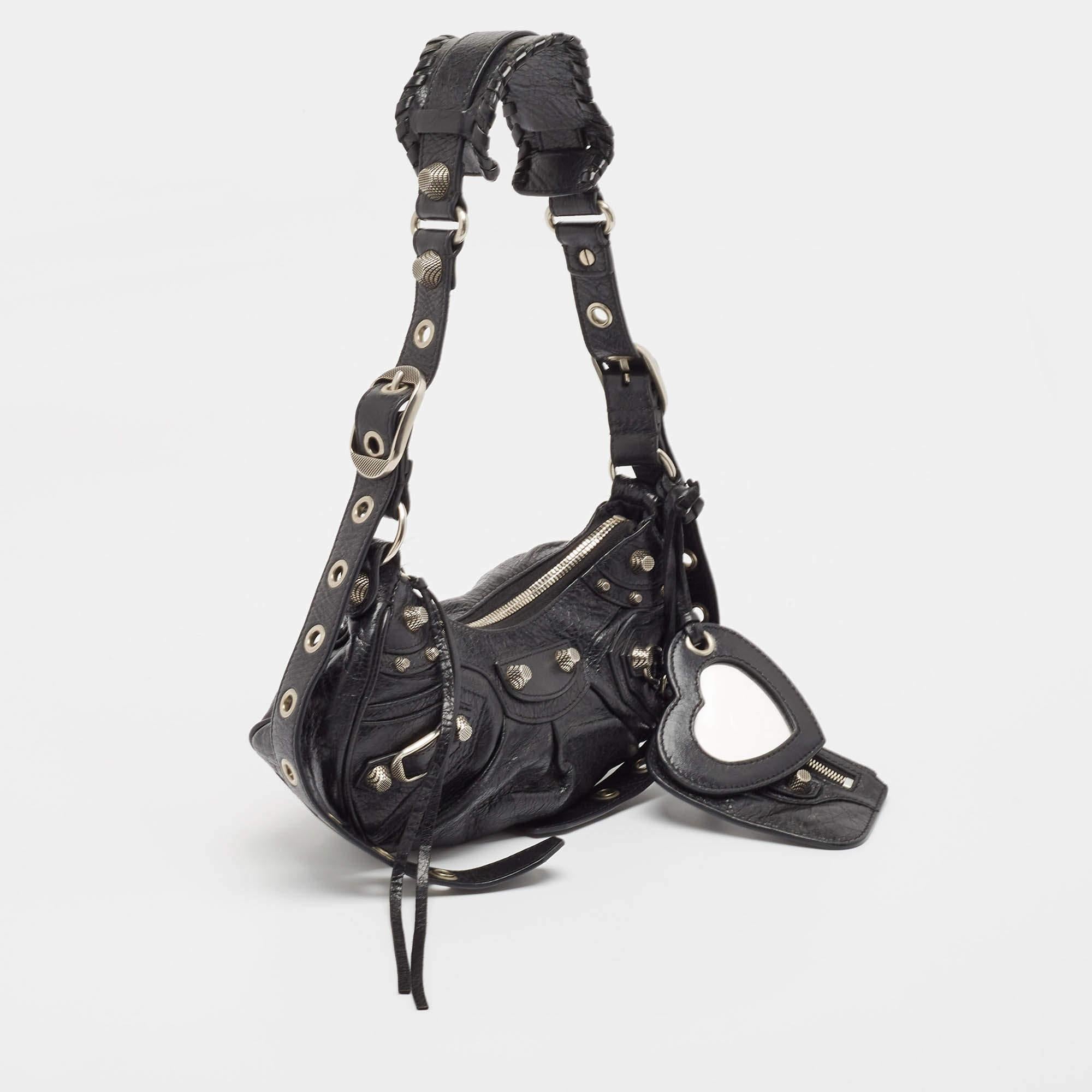 Balenciaga Black Leather XS Le Cagole Shoulder Bag In Excellent Condition In Dubai, Al Qouz 2