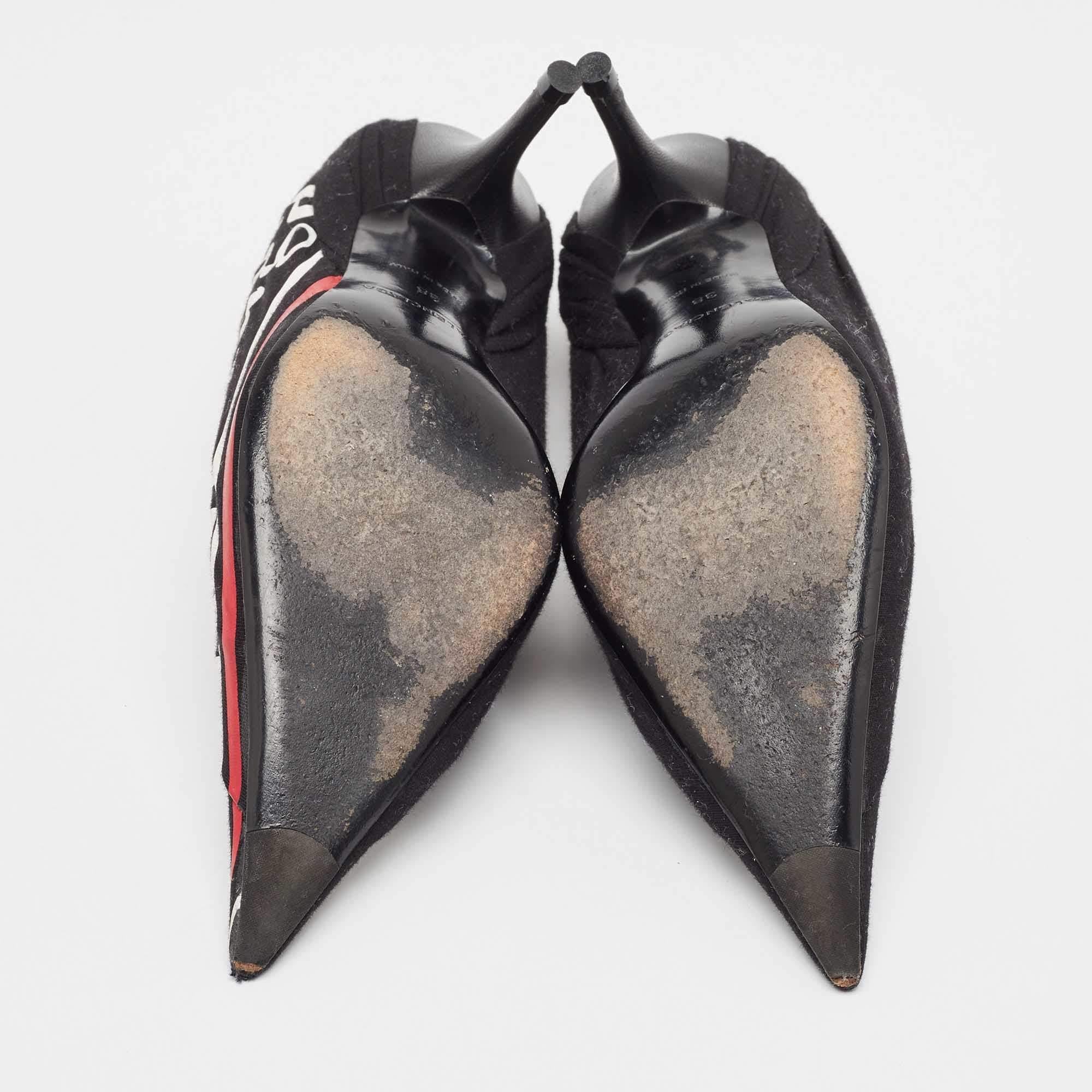 Balenciaga Pumps in tessuto con stampa logo nero Taglia 38 in vendita 1