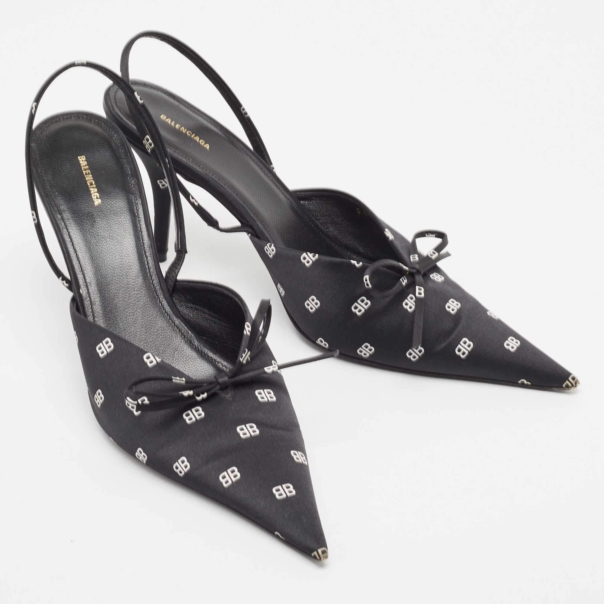 Balenciaga Black Logo Print Satin Knife Slingback Pumps Size 39.5 Bon état à Dubai, Al Qouz 2