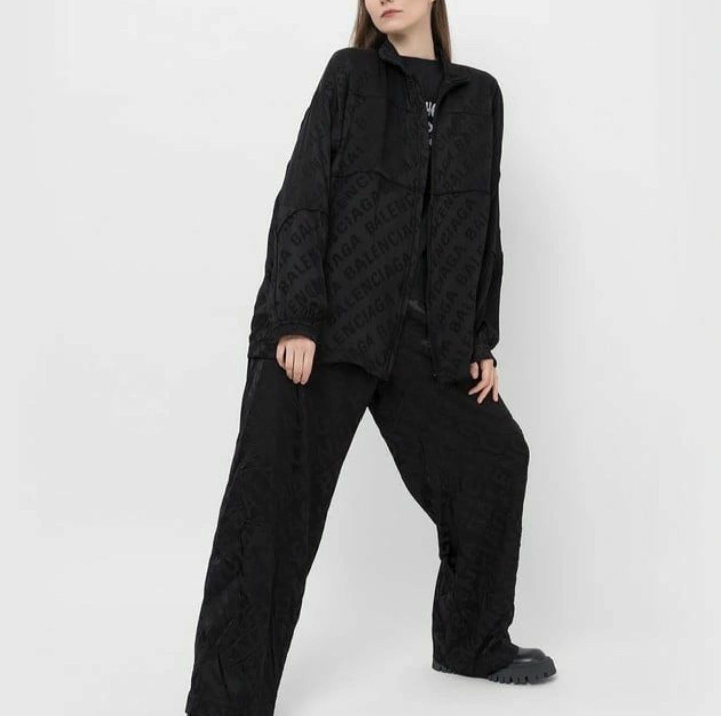 Balenciaga Black Logo Print  Silk  Long Sleeve Top Blouse Vest Jacket  In Good Condition In Krakow, PL