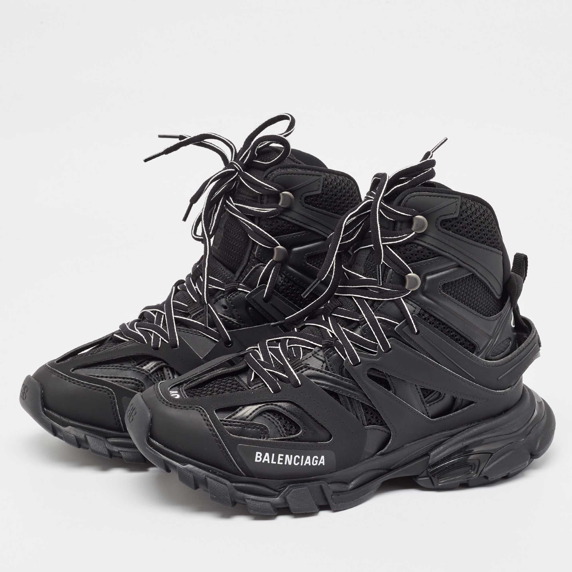 Step into fashion-forward luxury with these Balenciaga sneakers. These premium kicks offer a harmonious blend of style and comfort, perfect for those who demand sophistication in every step.