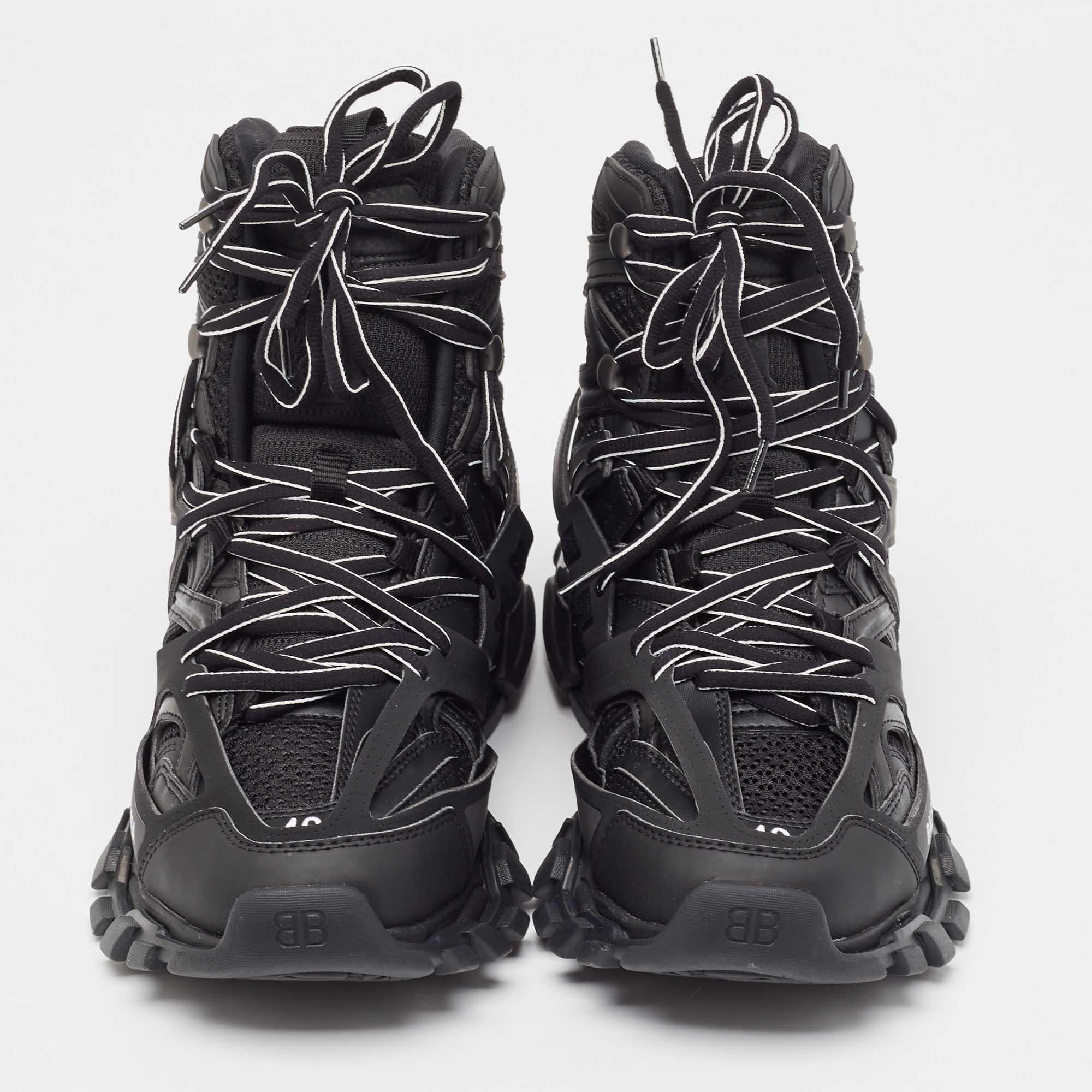 Balenciaga Black Mesh and Faux Leather Track Hike High Top Sneakers Size 40 In Excellent Condition In Dubai, Al Qouz 2