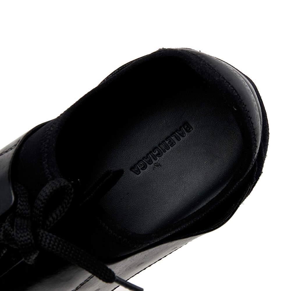 Baskets de course Balenciaga noires en maille et cuir, taille 41 en vente 2