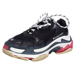 Balenciaga Black Mesh And Nubuck Leather Triple S Low Top Sneakers Size 37