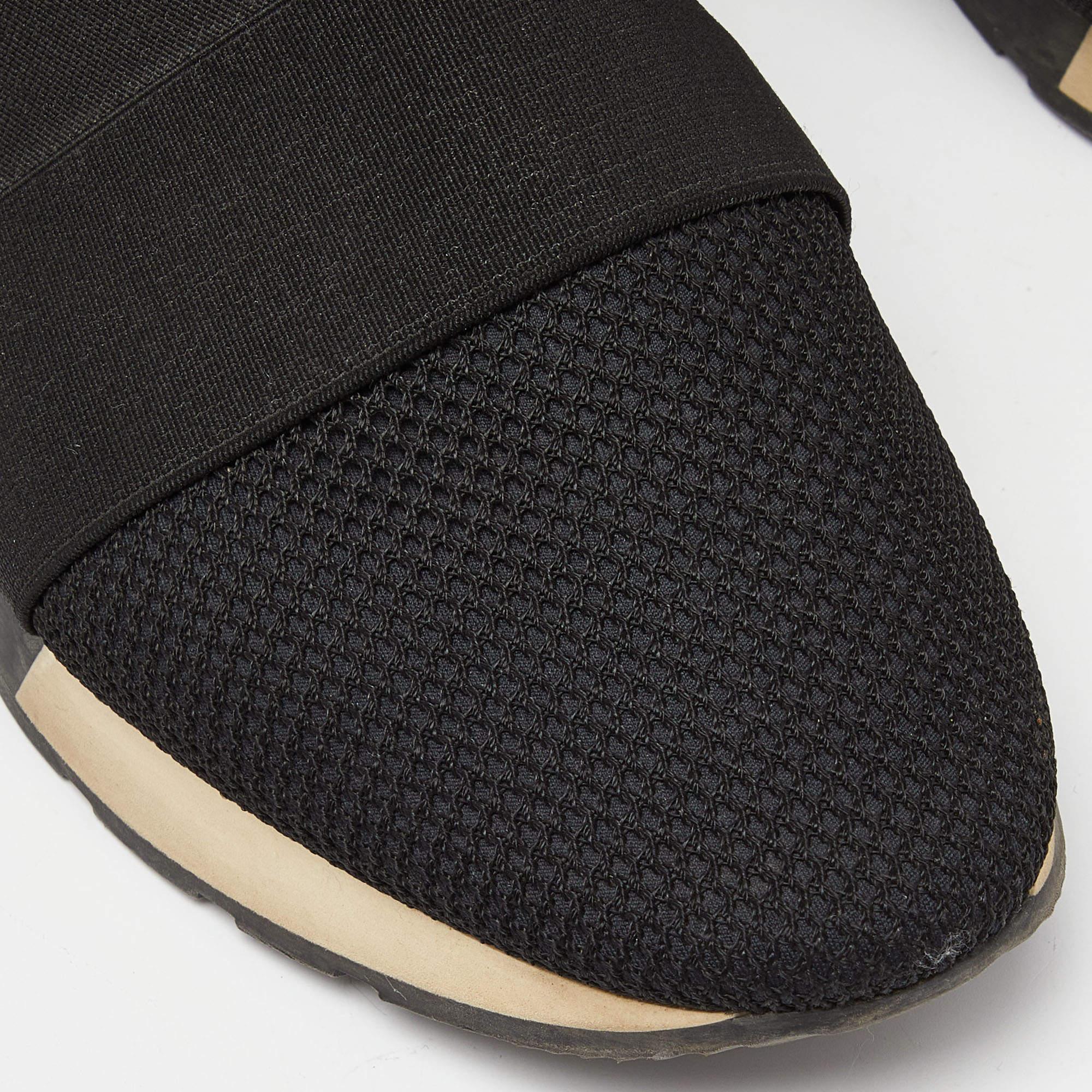 Balenciaga Black Mesh and Nylon Race Runner Sneakers Size 40 For Sale 2