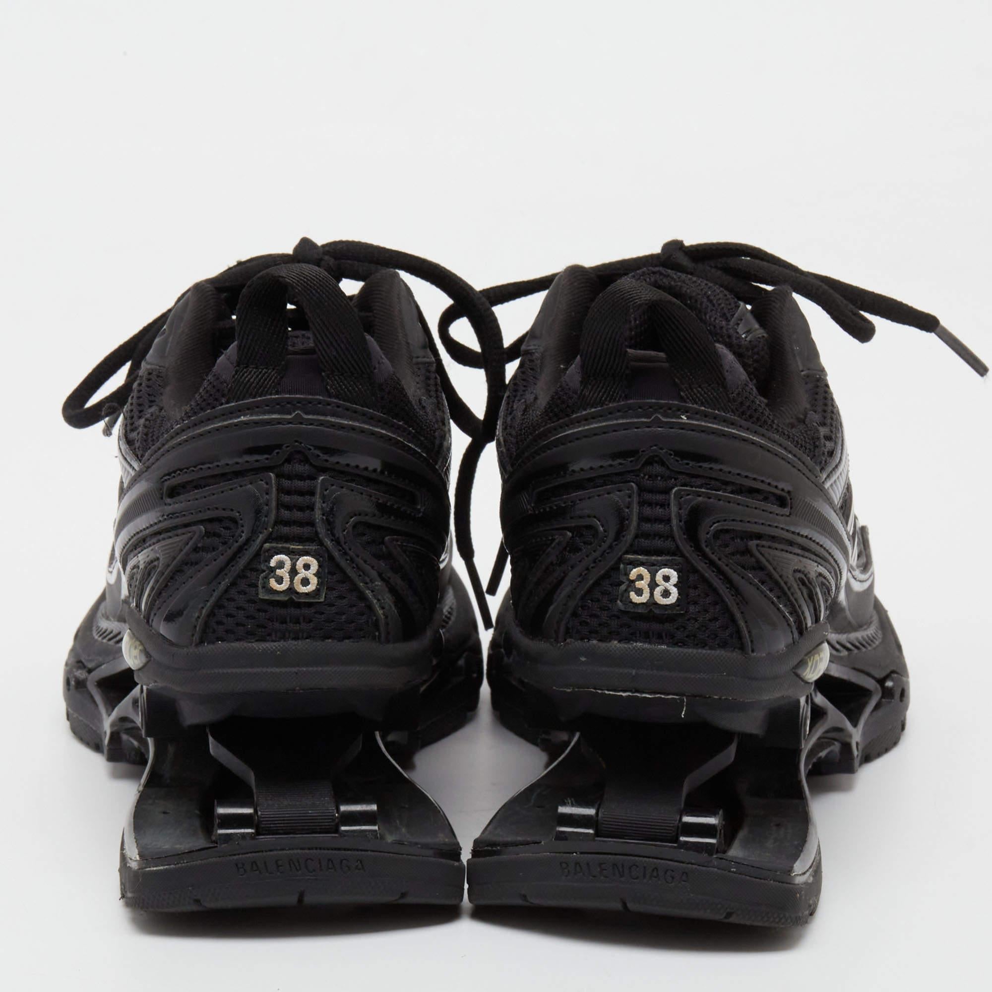Balenciaga Black Mesh And Synthetic Leather Runner Low Top Sneakers Size 38 For Sale 1