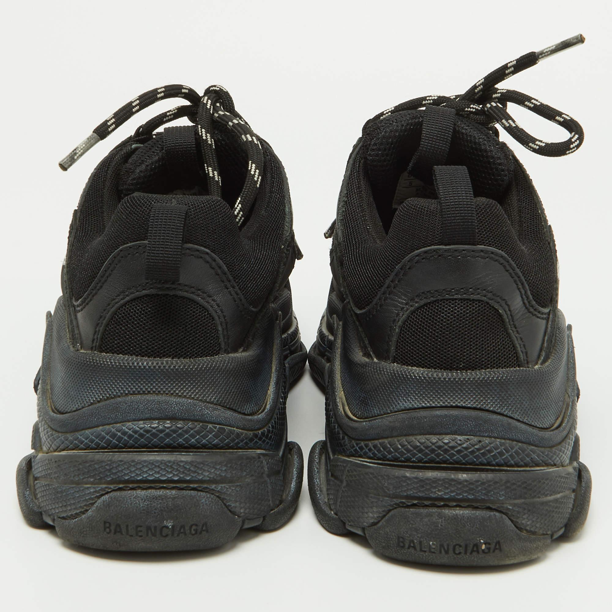 Balenciaga Black Mesh Nubuck and Nubuck Triple S Sneakers Size 38 For Sale 2