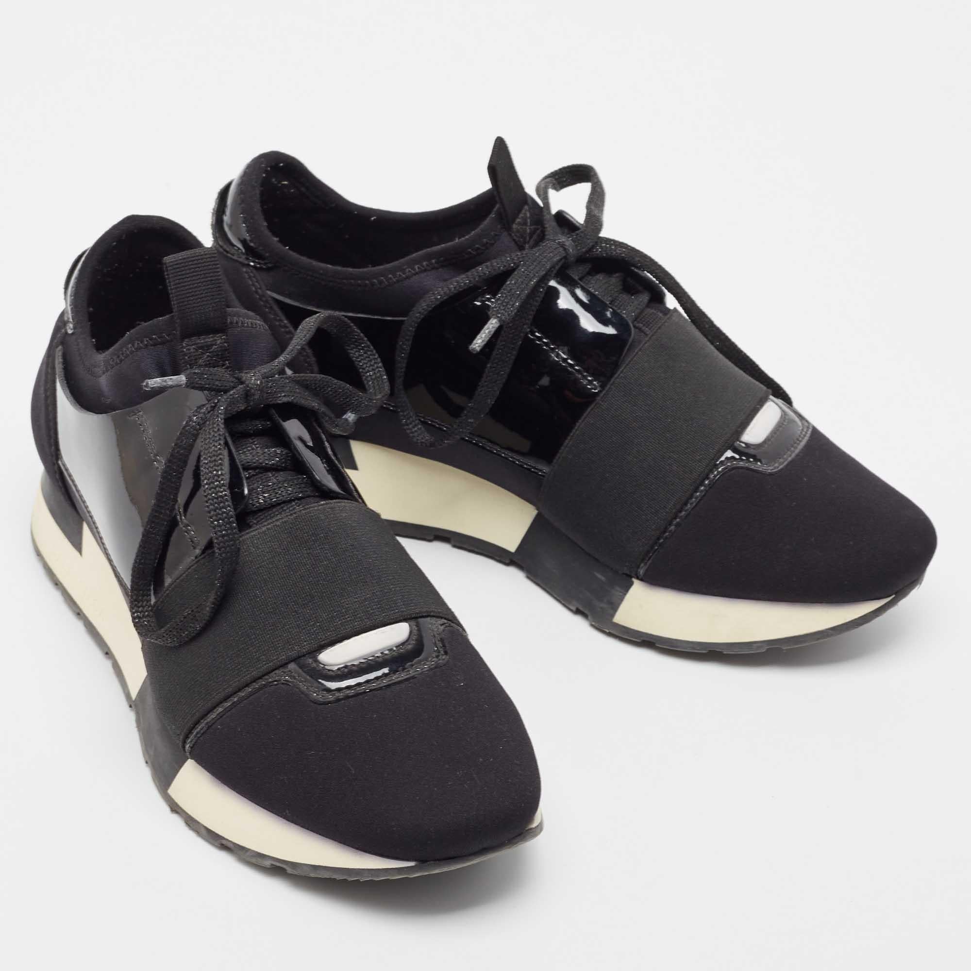 Balenciaga Black Neoprene and Patent Race Runner Sneakers Size 37 In Good Condition For Sale In Dubai, Al Qouz 2