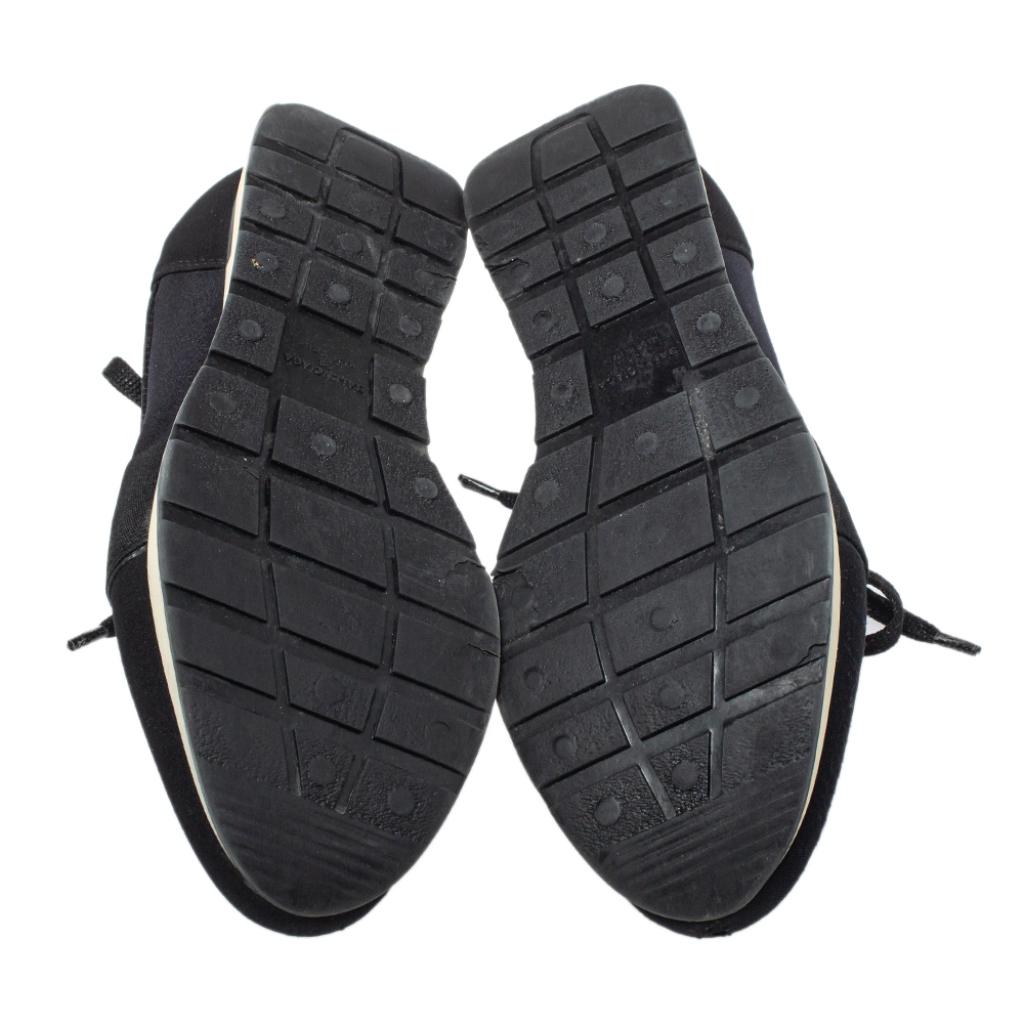 Balenciaga Black Neoprene Race Runner Low Top Sneakers Size 38 en vente 1