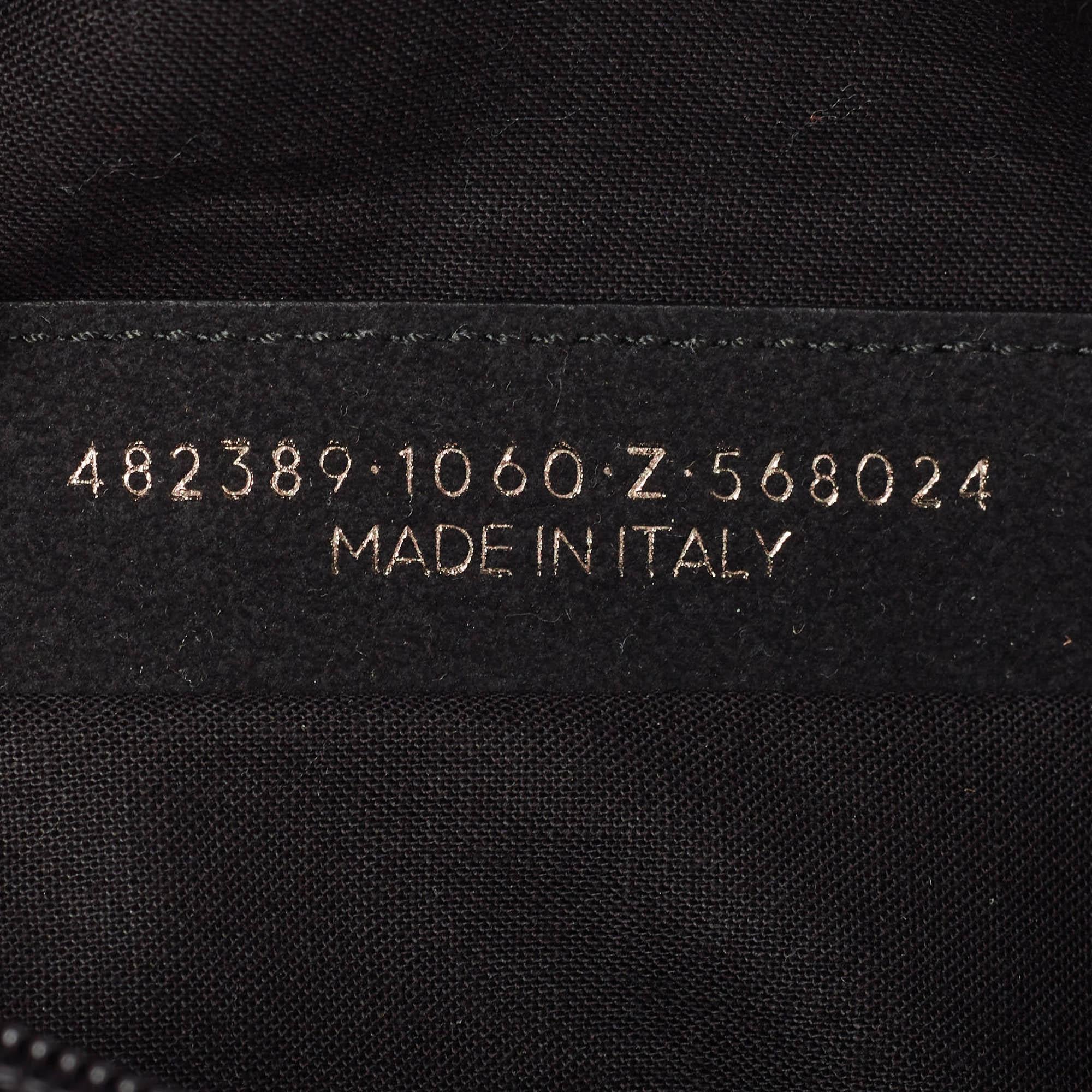 Sac ceinture Explorer en nylon noir avec logo Balenciaga en vente 7