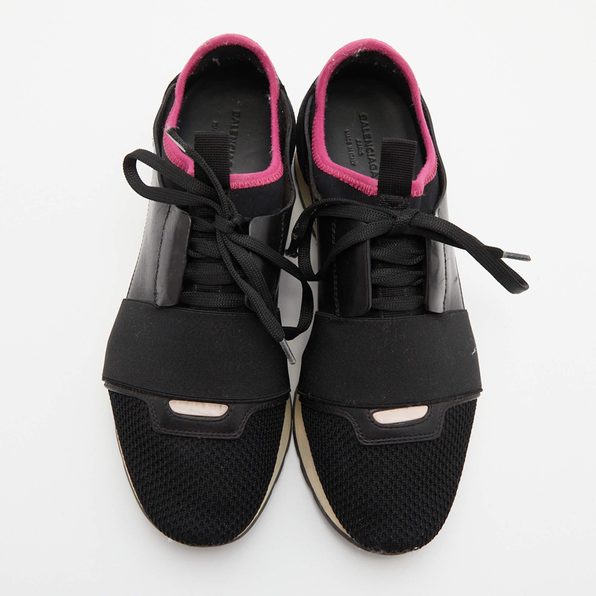 Balenciaga Black/Pink Leather And Mesh Race Runner Low Top Sneakers Size 37 In Good Condition For Sale In Dubai, Al Qouz 2