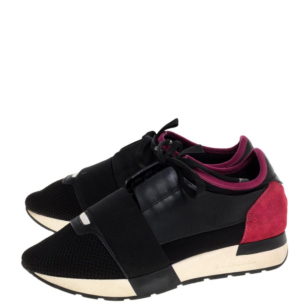 Balenciaga Black/Pink Leather And Mesh Race Runner Low Top Sneakers Size 37 In Good Condition For Sale In Dubai, Al Qouz 2