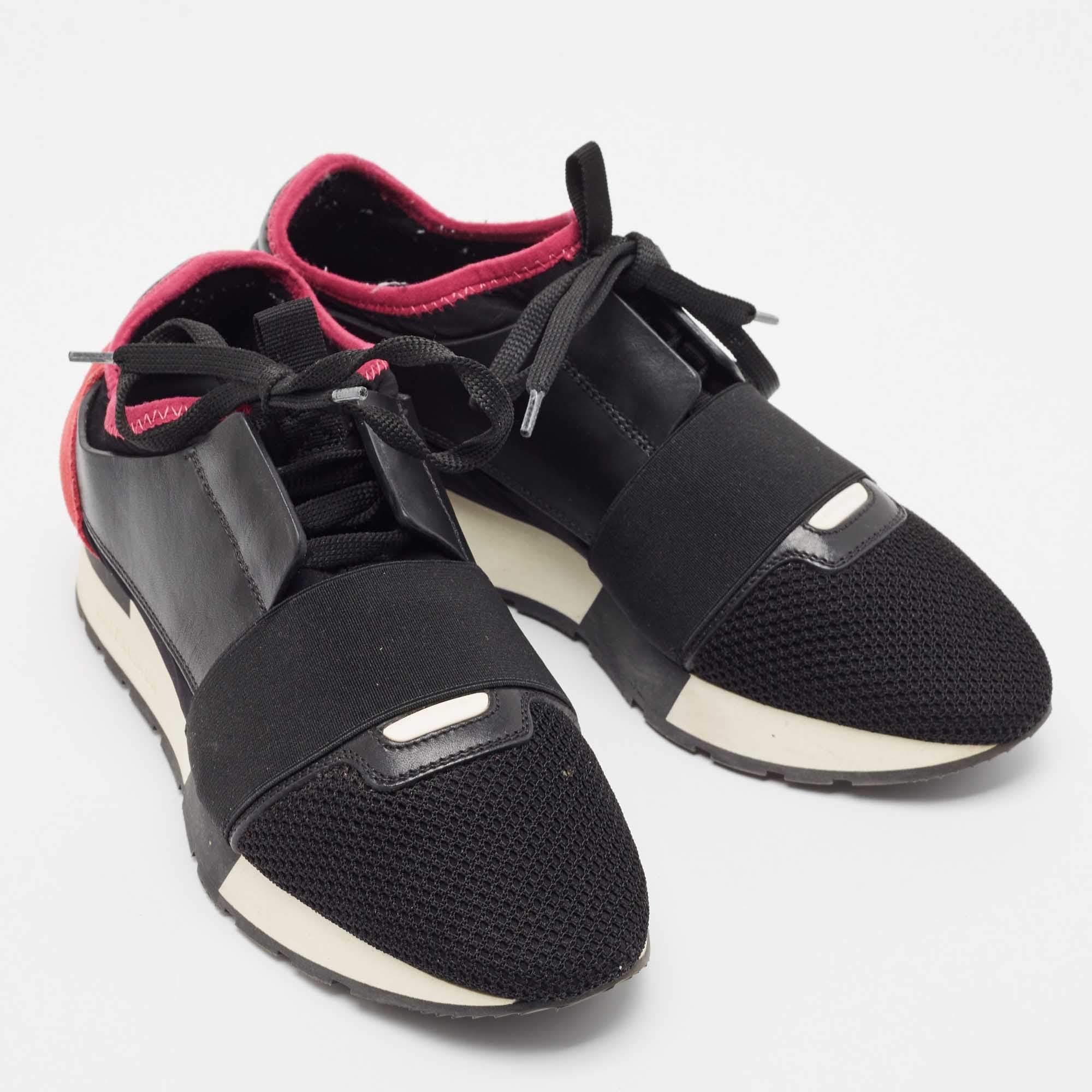 De las mujeres Balenciaga Zapatillas Runner de Malla y Gamuza Negro/Rosa Talla 37 en venta