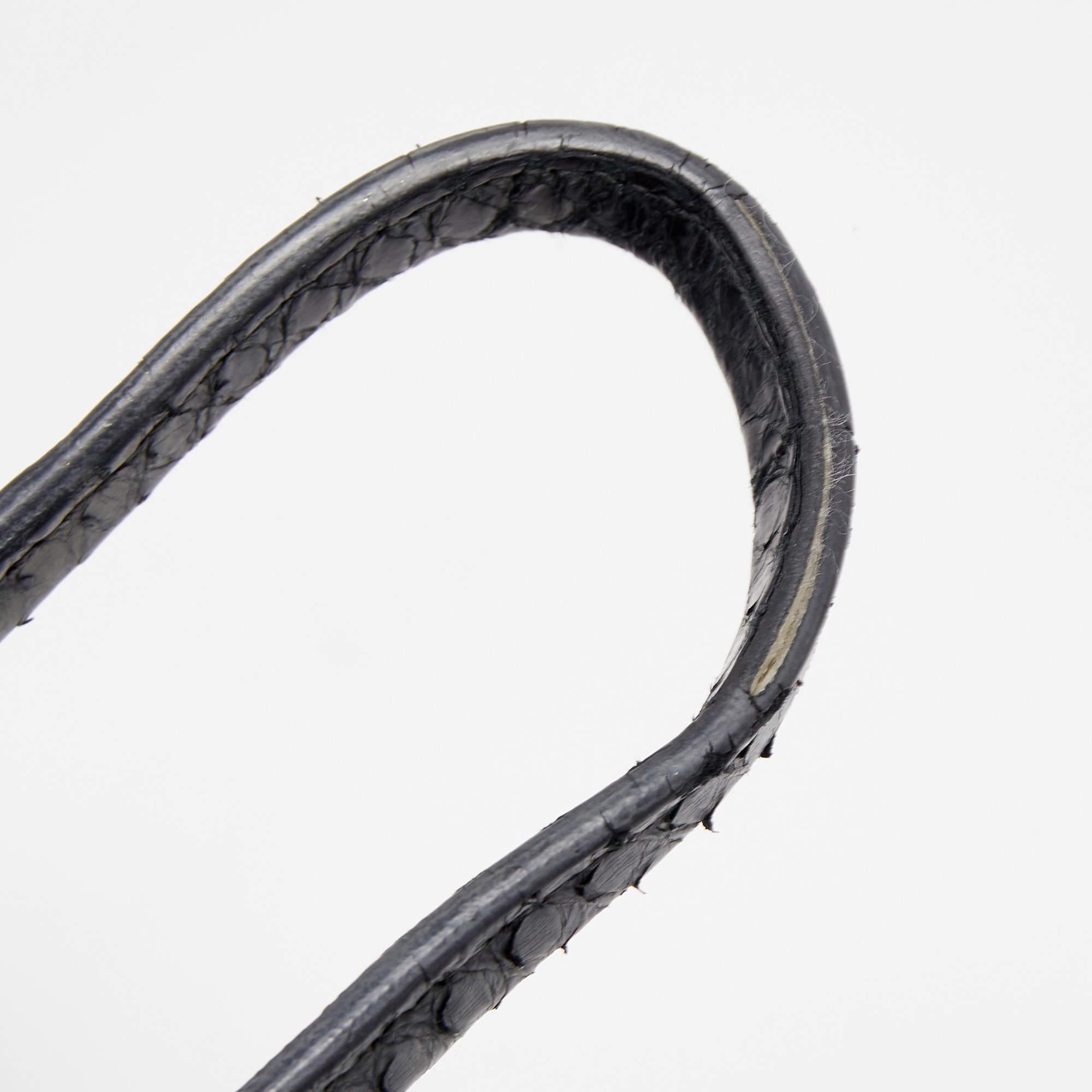 Balenciaga - Fourre-tout A6 zippé en python noir en vente 4