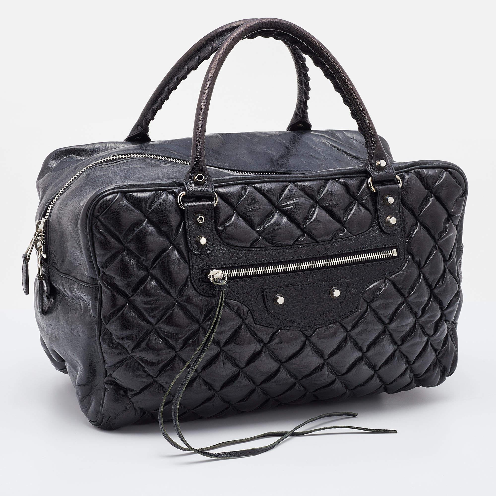 Women's Balenciaga Black Quilted Chevre Leather Matelassé GM Bag