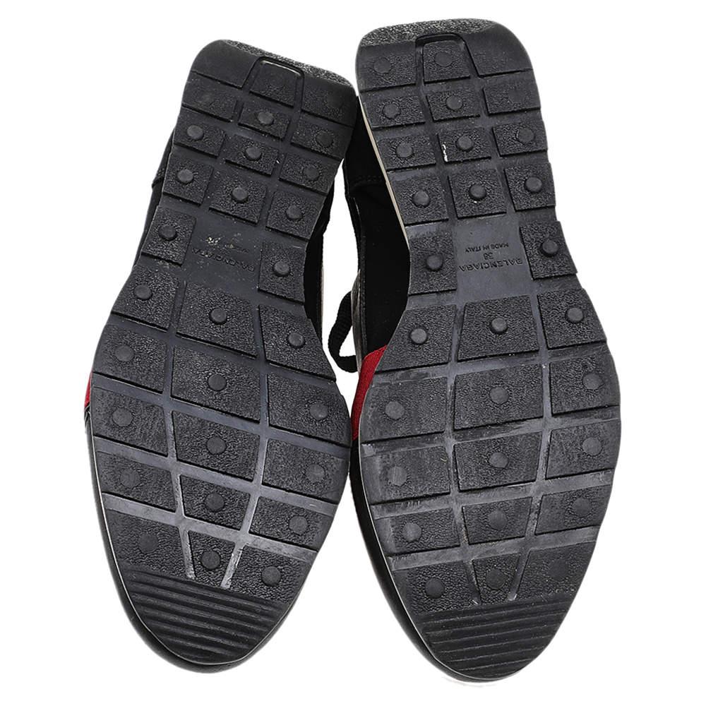  Balenciaga - Baskets Race Runner en cuir, maille et néoprène noir/rouge - Taille 38 Pour femmes 