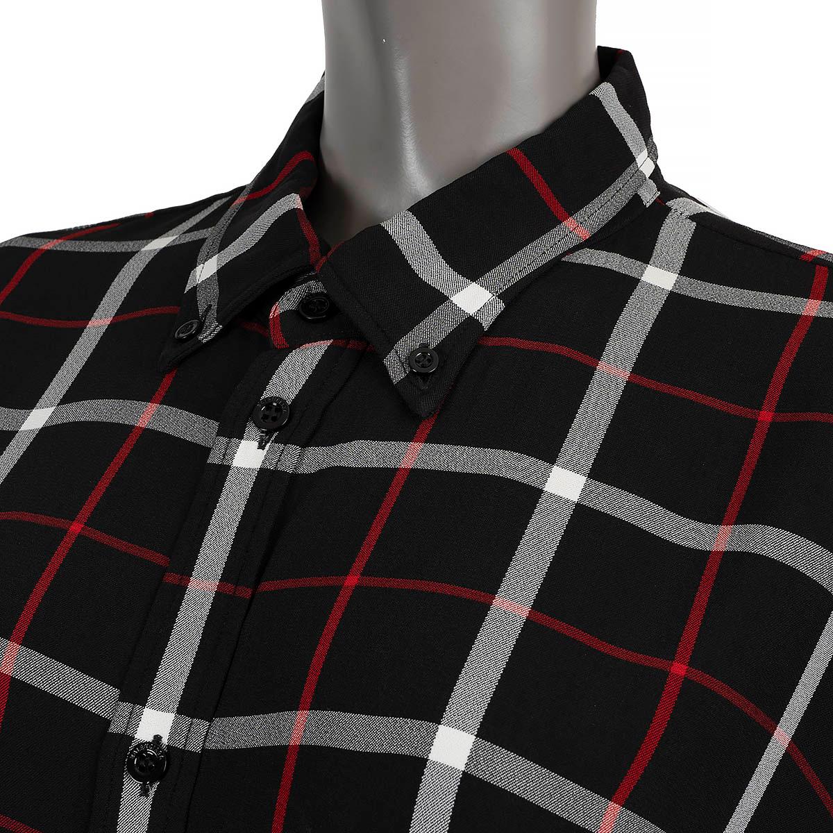 BALENCIAGA black red white viscose 2019 LOGO PLAID Button-Up Shirt 40 M For Sale 1