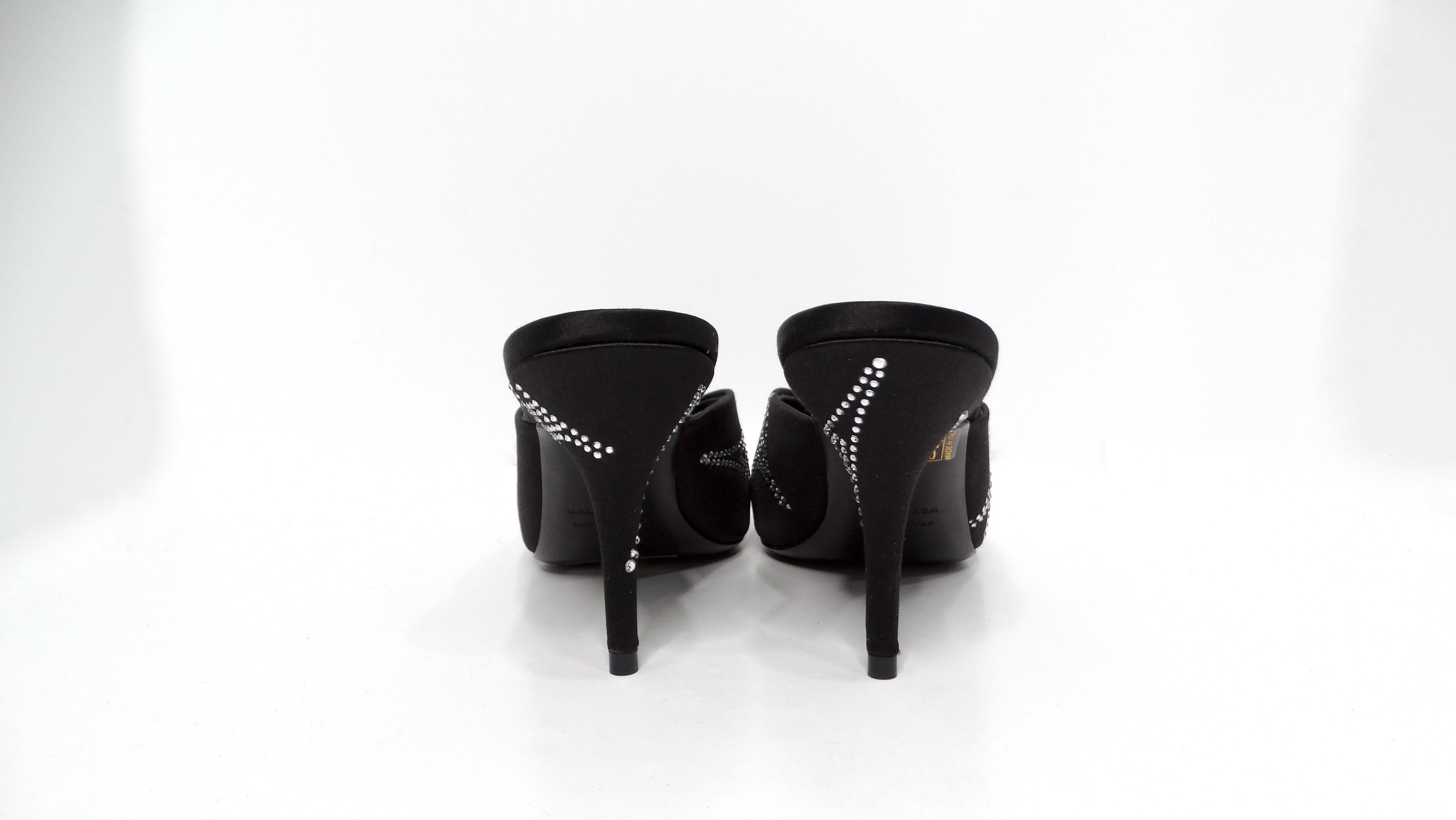 Bombas de tacón de aguja con torre Eiffel de satén negro de Balenciaga en Bueno estado para la venta en Scottsdale, AZ
