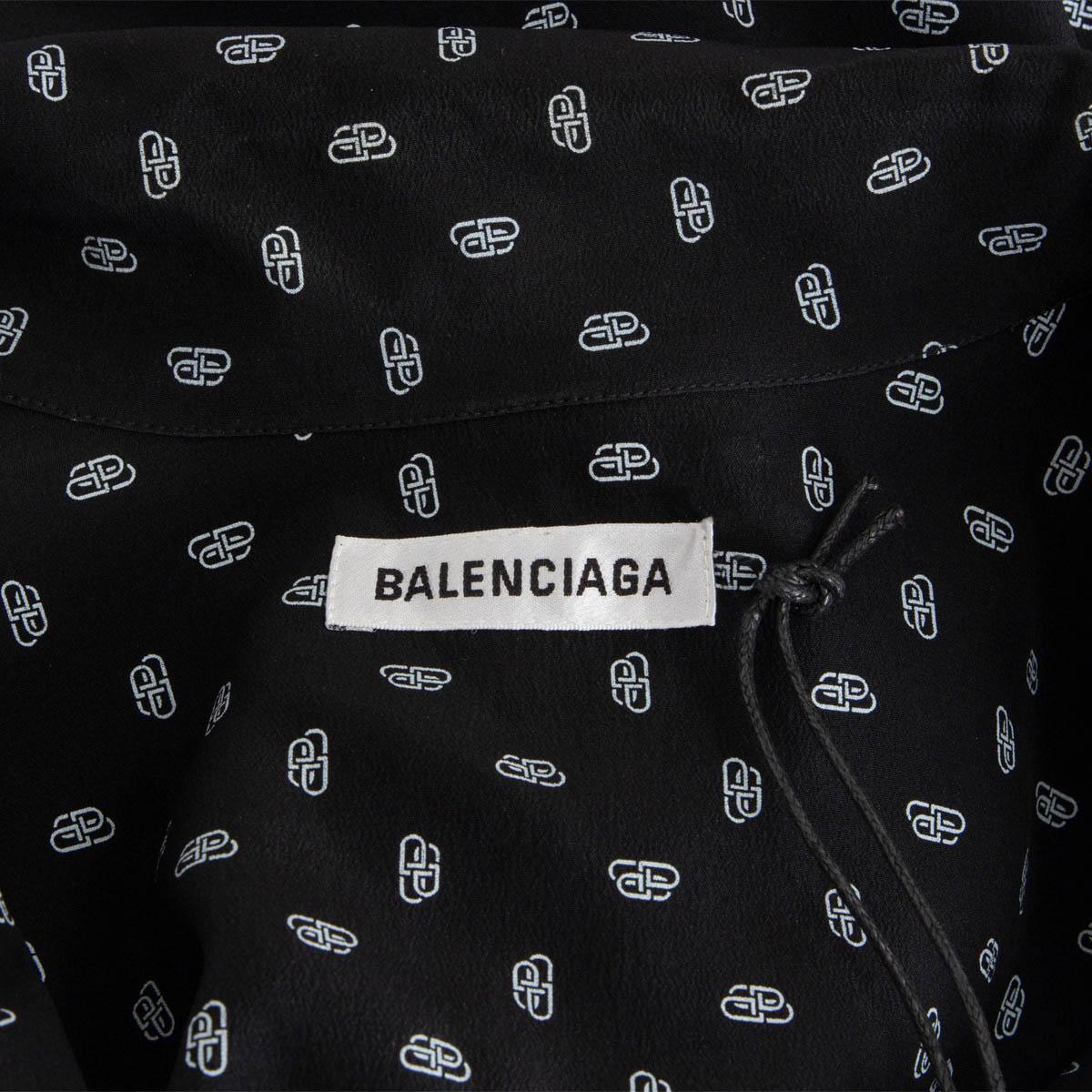BALENCIAGA black silk 2019 LOGO OVERSIZED SOFT Blazer Jacket 34 XXS For Sale 2