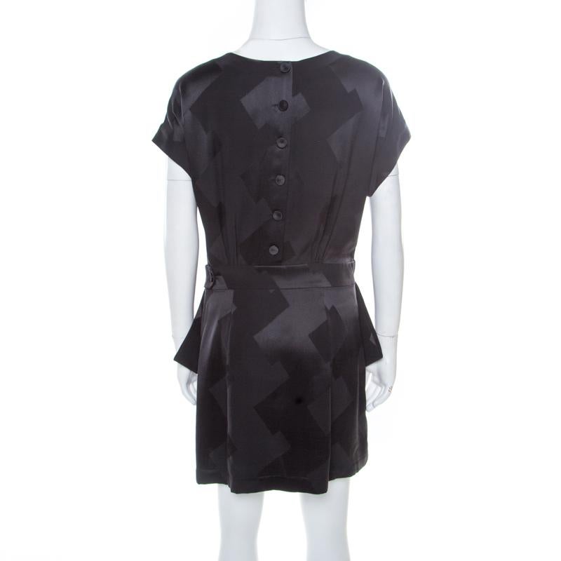 Balenciaga Black Silk Zig Zag Patterned Pleated Dress M In Good Condition In Dubai, Al Qouz 2