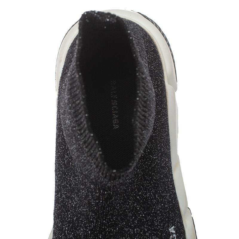 Balenciaga Schwarz/Silber Glitter-Strick- Speed-Turnschuhe aus Stoff Größe 40 im Angebot 4