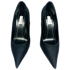 BALENCIAGA Black Spandex Pointed Toe Pump Heels Size 37.5