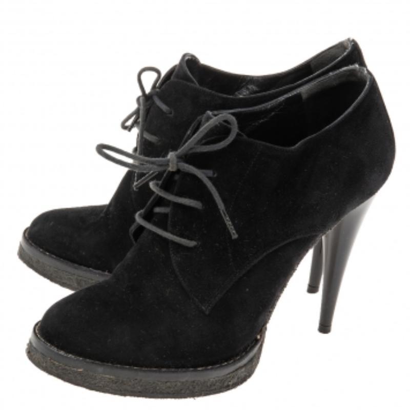 Balenciaga Black Suede Ankle Boots Size 37 In Good Condition For Sale In Dubai, Al Qouz 2