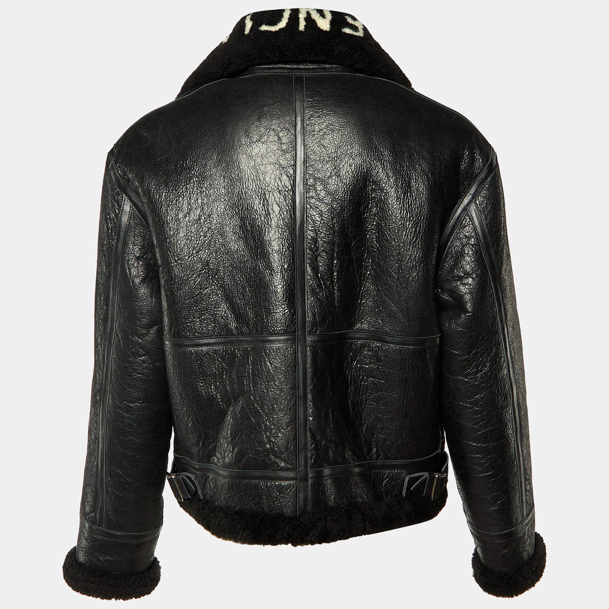 Balenciaga Black Texture Leather & Logo Shearling Jacket XL In Good Condition For Sale In Dubai, Al Qouz 2