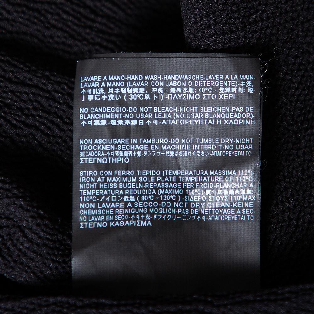 Schwarzes ärmelloses Minikleid von Balenciaga aus strukturierter Seide mit kontrastierendem Overlay M im Angebot 2