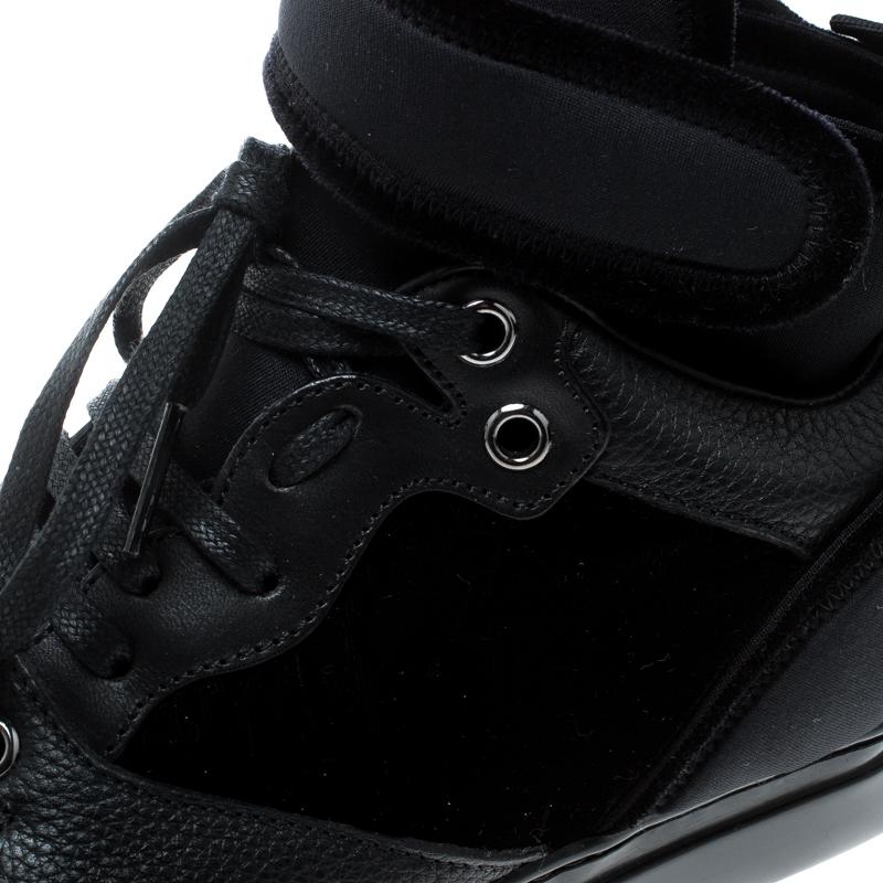 Balenciaga Black Velvet and Leather High Top Sneakers Size 37 In Good Condition For Sale In Dubai, Al Qouz 2