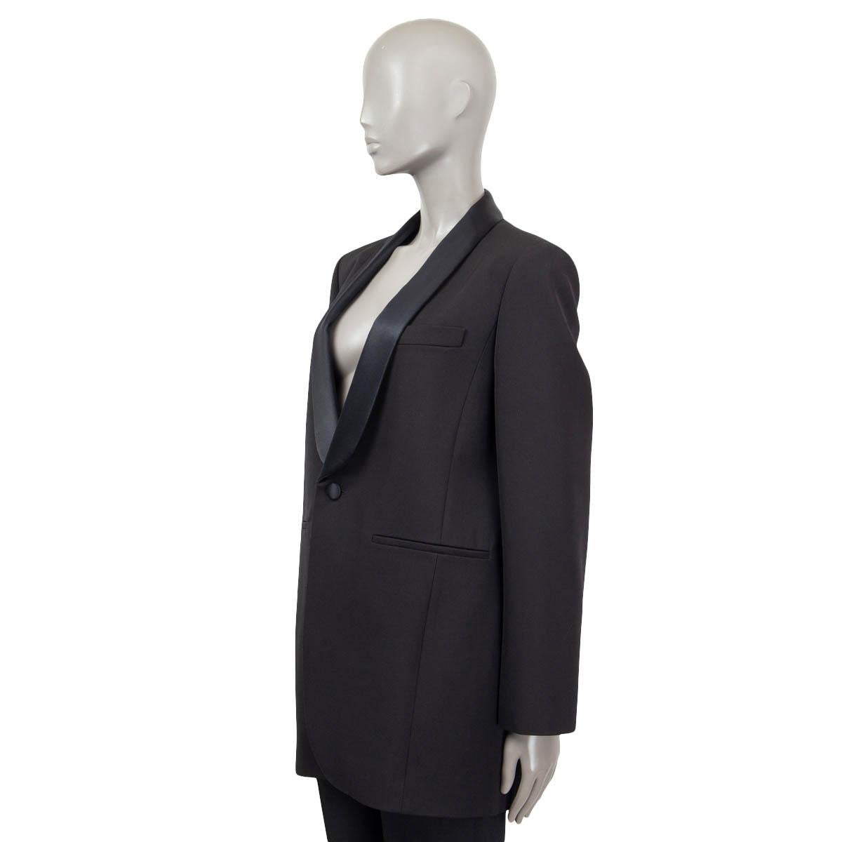 BALENCIAGA black wool SHAWL COLLAR OVERSIZED Blazer Jacket 40 M In Good Condition For Sale In Zürich, CH